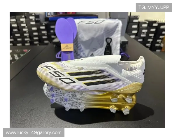 球星比赛专用足球鞋价格揭秘高端鞋款背后的市场价值分析